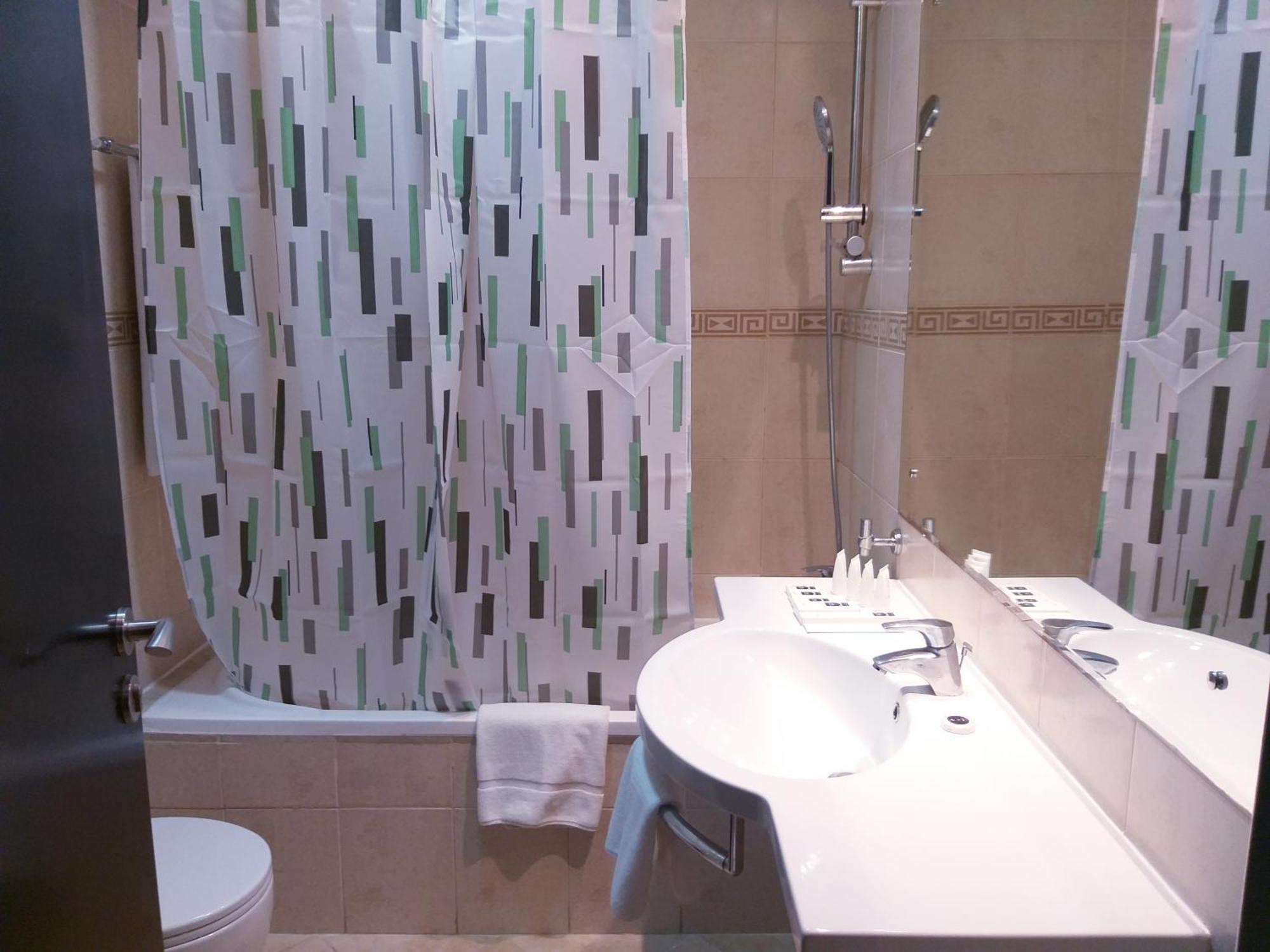 Lovely 1-Bedroom Apartment In The Heart Of Dubai Marina المظهر الخارجي الصورة