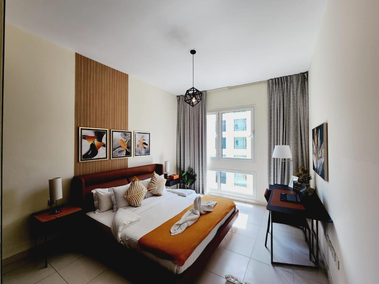 Lovely 1-Bedroom Apartment In The Heart Of Dubai Marina المظهر الخارجي الصورة