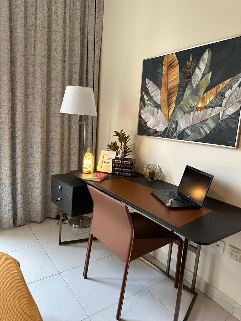 Lovely 1-Bedroom Apartment In The Heart Of Dubai Marina المظهر الخارجي الصورة